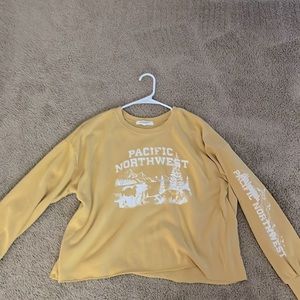 Mustard yellow “Pacific Northwest” sweatshirt!!